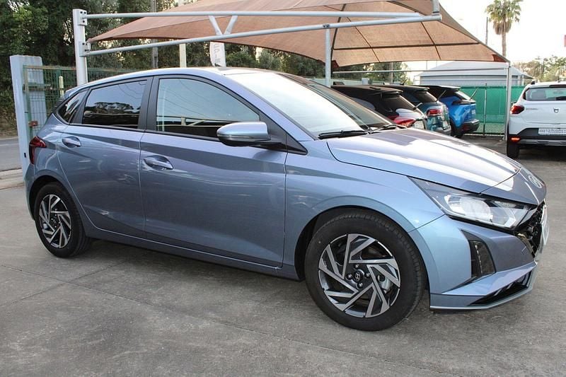 Usado Hyundai i20 Style 101 HP (74 kW) 2025 Azul Citadino