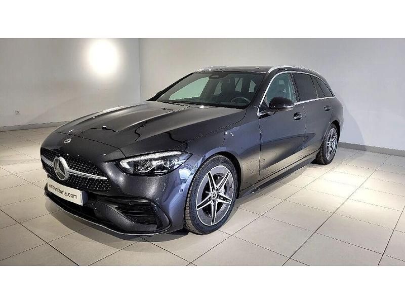 Usado Mercedes C300 AMG line 265 HP (194 kW) 2022 Preto Carrinha