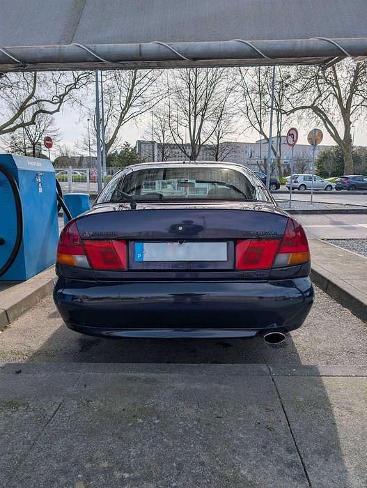 Usado Mitsubishi Carisma 90 HP (66 kW) 1998 Sedan