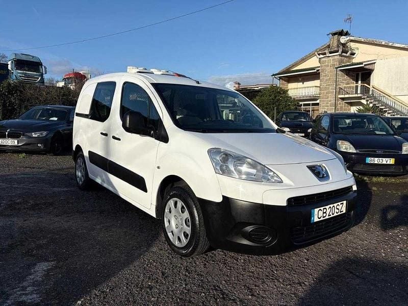 Usado Peugeot Partner 90 HP (66 kW) 2011 Branco
