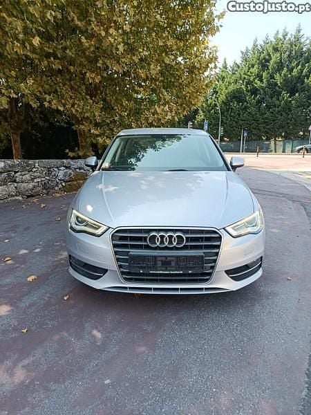 Cinza Usado 2014 Audi A3 Sport Carrinha | € 13.500 (Bom preço) - Imagem 1/1
