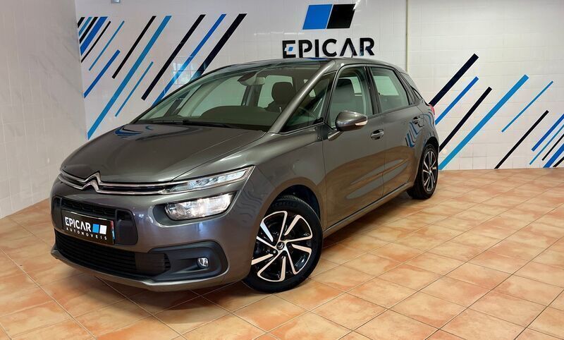 Cinza Usado 2019 Citroën C4 Feel Monovolume | € 15.900 (Preço justo) - Imagem 1/4