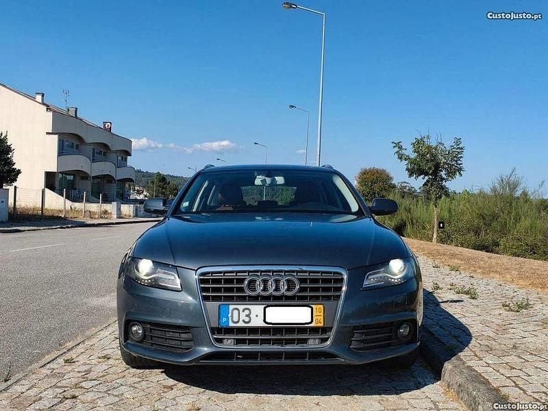 Usado 2010 Audi A4 Sedan | € 11.700 (Preço justo) - Imagem 1/4