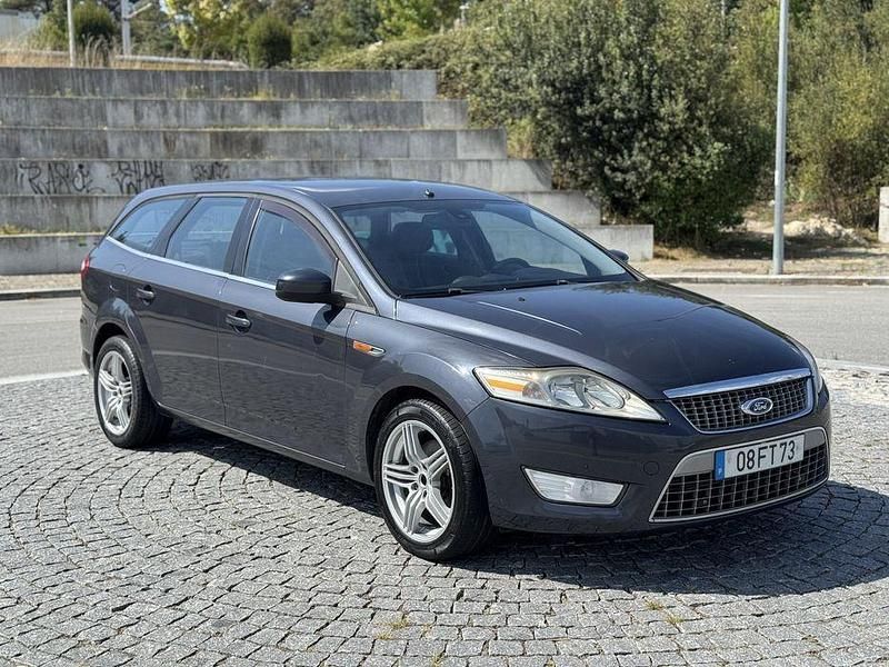 Usado 2008 Ford Mondeo Sedan | € 4.250 - Imagem 1/4