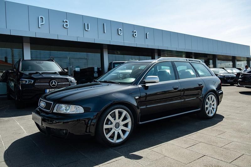 Preto Usado 2001 Audi A4 Carrinha | € 49.700 - Imagem 1/4