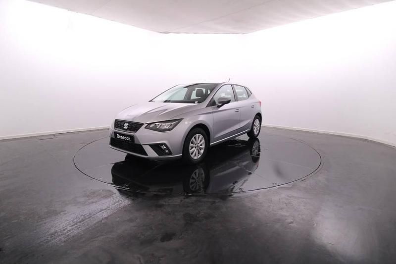 Cinza Usado 2023 Seat Ibiza Style | € 17.450 (Preço elevado) - Imagem 1/4