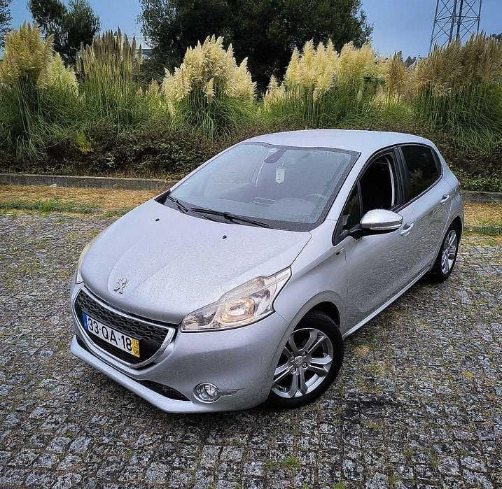 Usado Peugeot 208 Style 68 HP (50 kW) 2015 Citadino
