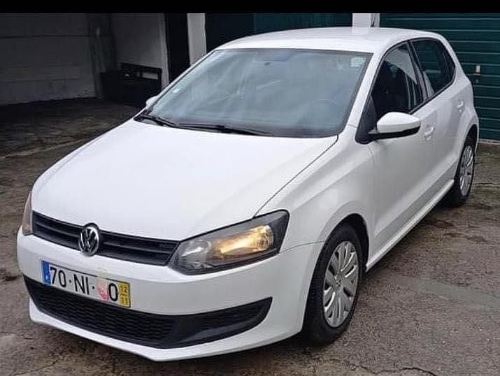 Usado 2012 VW Polo Sedan | € 6.500 (Preço justo) - Imagem 1/4