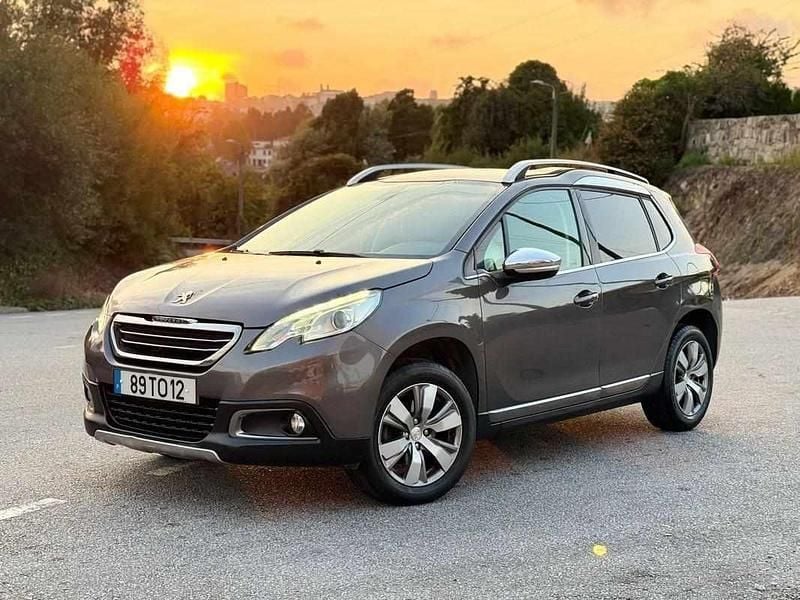 Cinzento Usado 2013 Peugeot 2008 SUV | € 8.950 (Bom preço) - Imagem 1/4