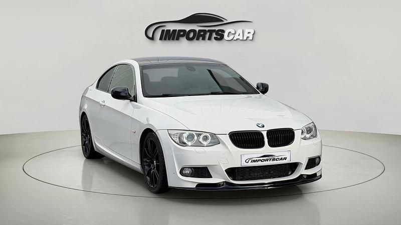 Branco Usado 2011 BMW 320 Coupé | € 16.500 (Caro) - Imagem 1/4