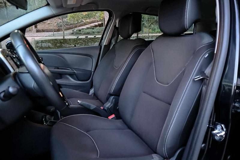 Usado Renault Clio GrandTour 90 HP (66 kW) 2016 Preto Carrinha