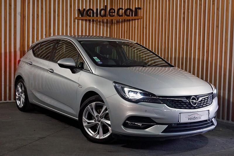 Cinza Usado 2020 Opel Astra Design & Tech | € 13.990 (Bom preço) - Imagem 1/4