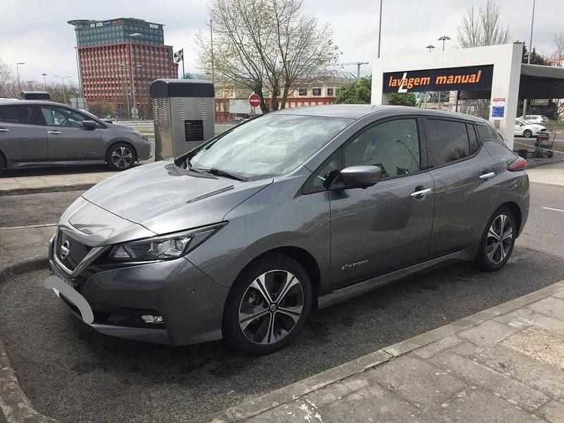 Cinzento Usado 2019 Nissan Leaf Citadino | € 11.900 (Preço justo) - Imagem 1/1