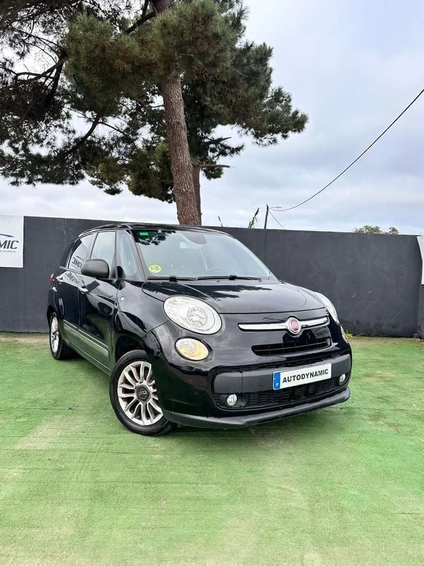 Preto Usado 2014 Fiat 500L Lounge Monovolume | € 10.000 (Preço elevado) - Imagem 1/4