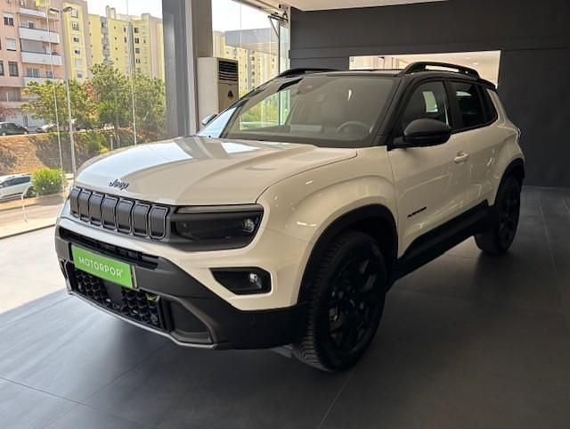 Cinza Usado 2025 Jeep Avenger Altitude SUV | € 30.900 (Preço justo) - Imagem 1/4