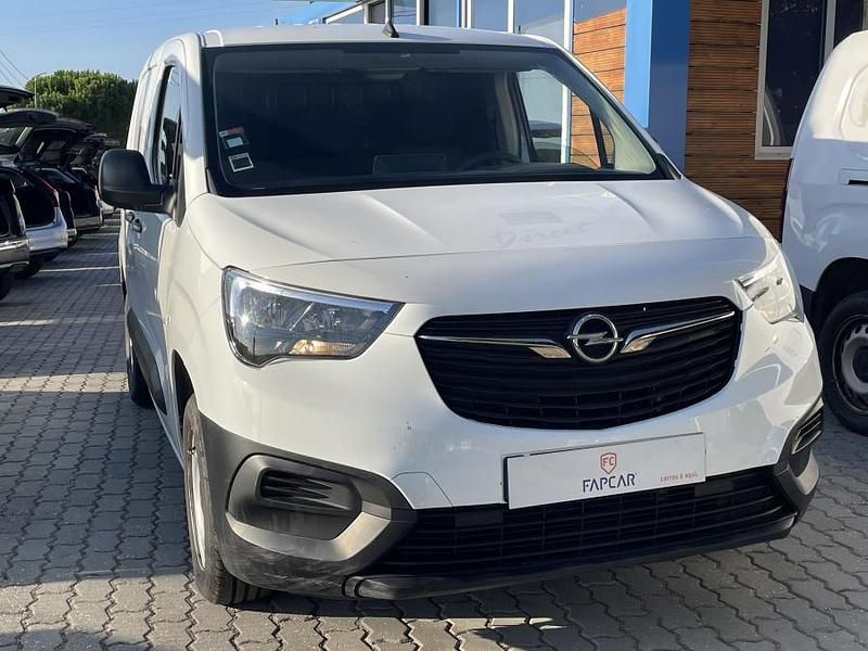 Branco Usado 2022 Opel Combo Monovolume | € 15.450 (Bom preço) - Imagem 1/4