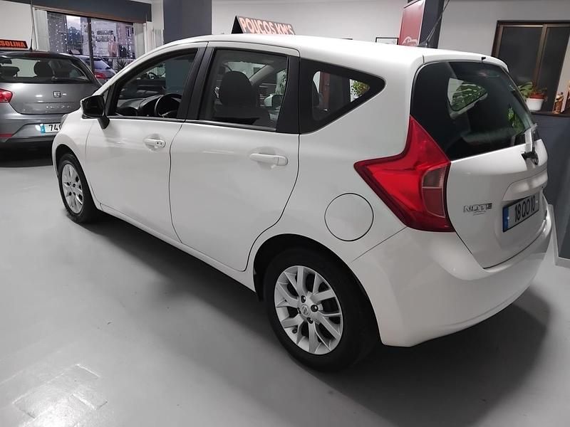 Usado Nissan Note 90 HP (66 kW) 2014 Branco Citadino