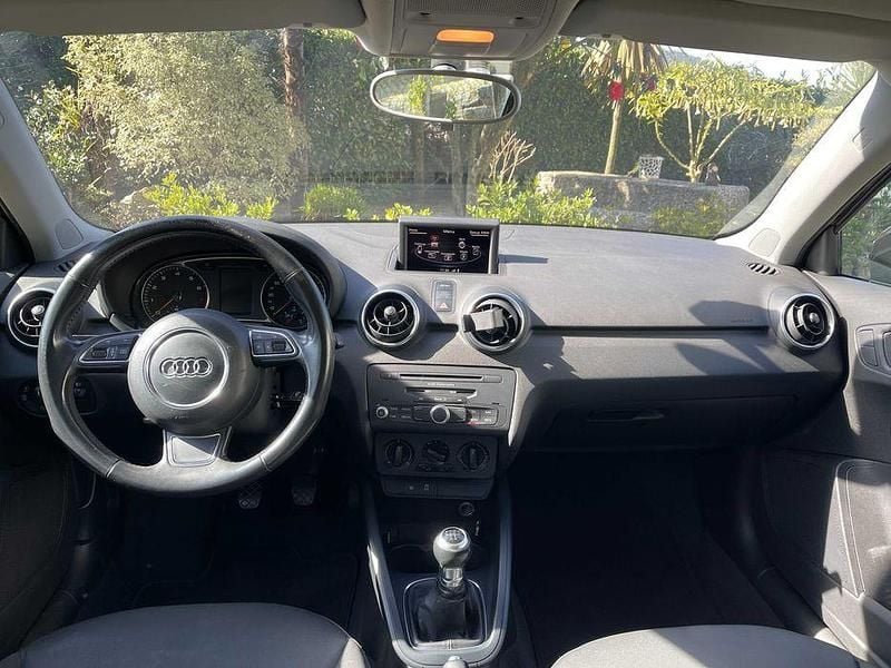 Usado Audi A1 86 HP (63 kW) 2011 Outra Citadino