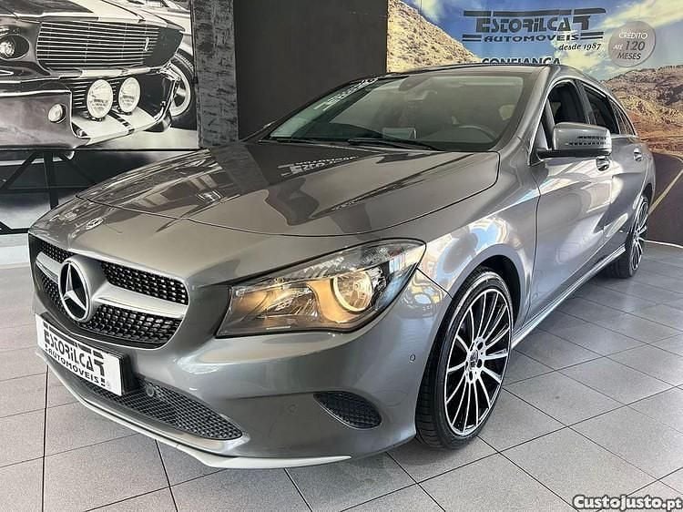 Outra Usado 2018 Mercedes CLA180 Shooting Brake Urban Carrinha | € 22.600 (Bom preço) - Imagem 1/1
