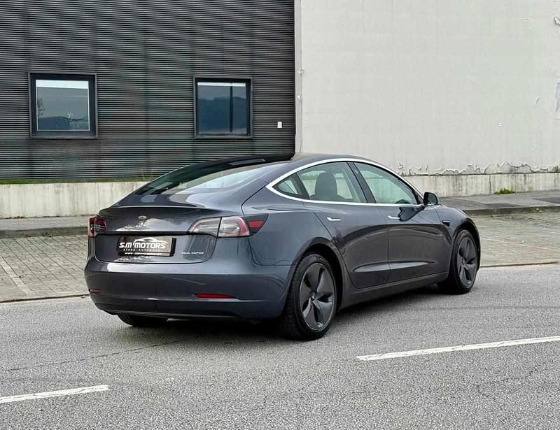 Usado Tesla Model 3 258 kW (351 HP) 2020 Cinza Sedan