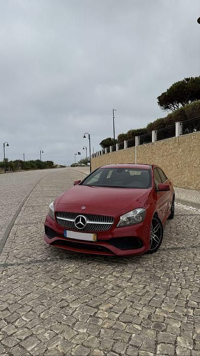 Usado 2018 Mercedes A180 AMG line Sedan | € 20.500 (Bom preço) - Imagem 1/4