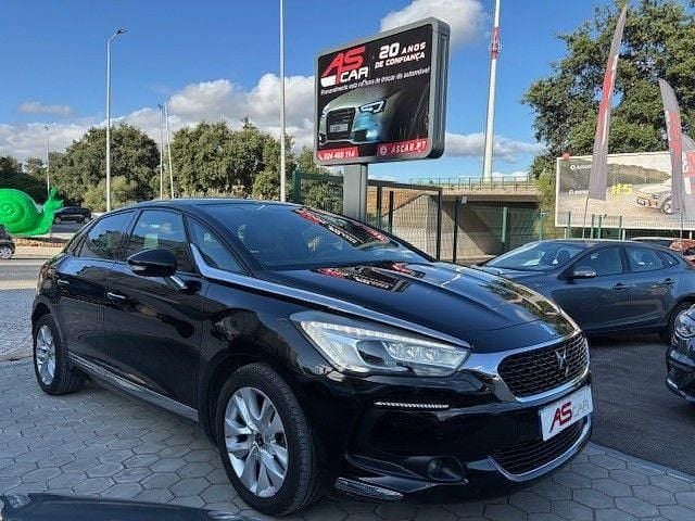 Preto Usado 2017 DS Automobiles DS5 So Chic Citadino | € 14.990 (Preço justo) - Imagem 1/4