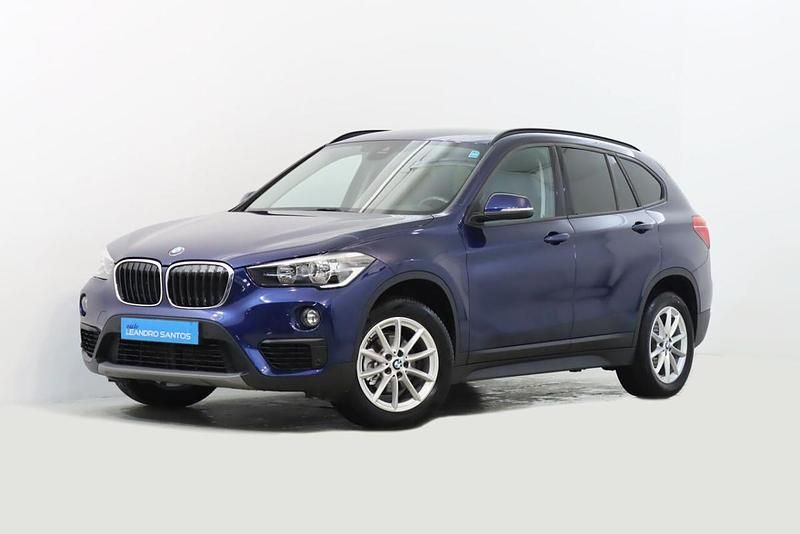 Azul Usado 2019 BMW X1 SUV | € 23.900 (Preço justo) - Imagem 1/4