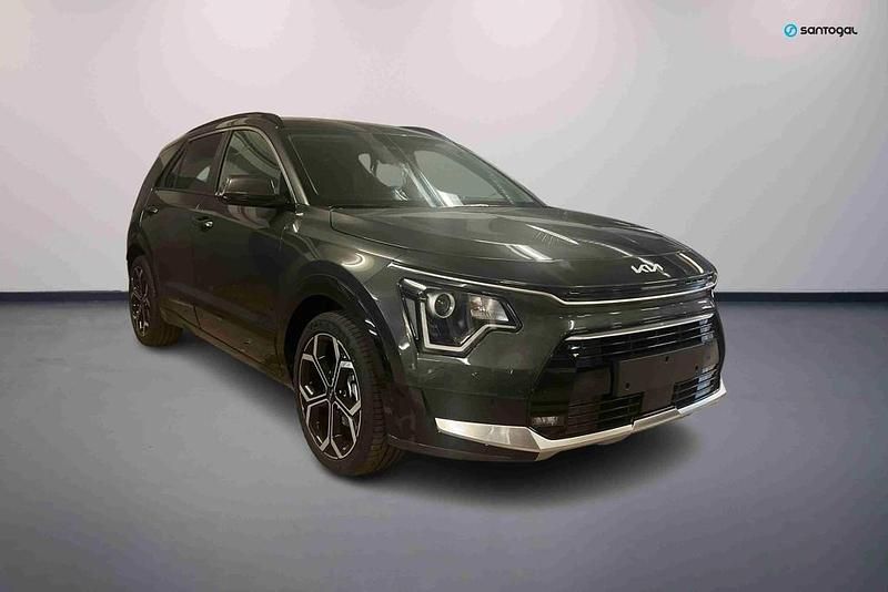 Cinzento Novo 2025 Kia Niro SUV | € 33.990 (Preço justo) - Imagem 1/4