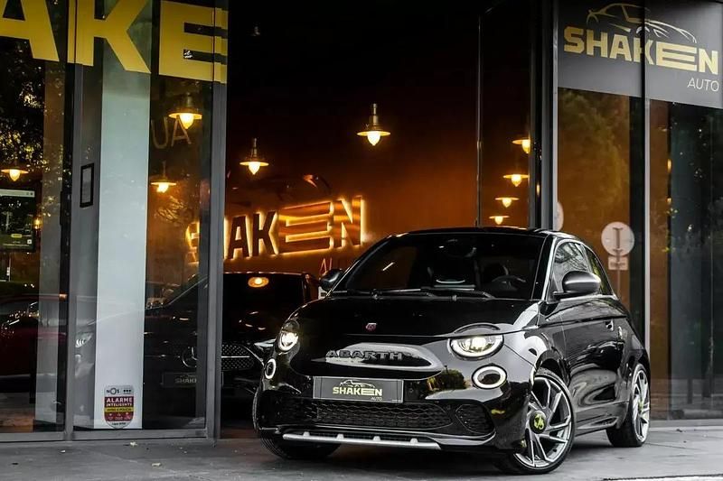 Preto Usado 2024 Abarth 500e Turismo Citadino | € 29.450 - Imagem 1/4