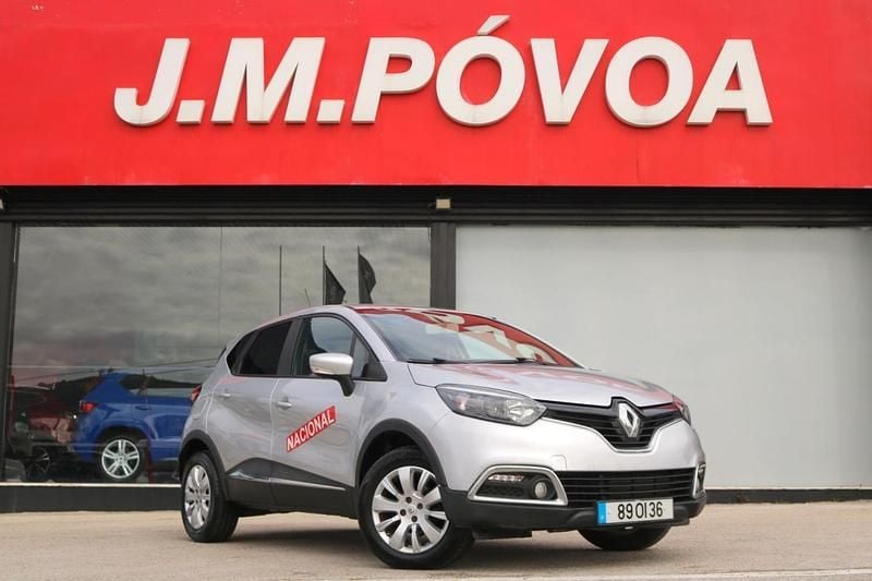 Usado Renault Captur 90 HP (66 kW) 2014 Cinzento SUV
