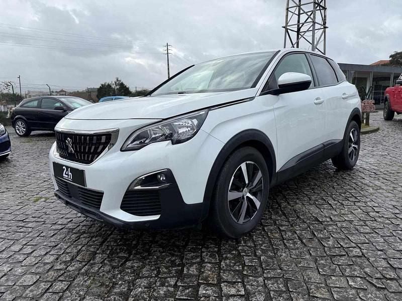 Branco Usado 2017 Peugeot 3008 Style SUV | € 20.900 (Preço elevado) - Imagem 1/4