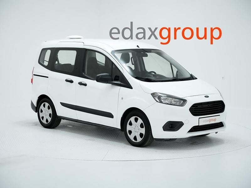 Branco Usado 2019 Ford Tourneo | € 11.490 - Imagem 1/4