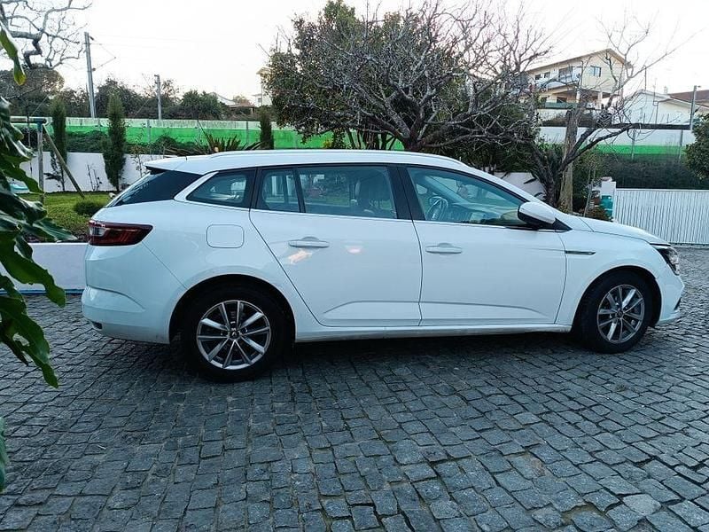Usado 2017 Renault Mégane IV Bose Edition Carrinha | € 14.000 (Bom preço) - Imagem 1/4