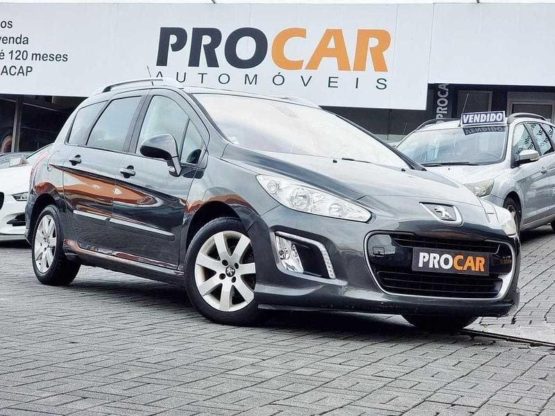 Cinzento Usado 2012 Peugeot 308 SW Carrinha | € 7.250 (Bom preço) - Imagem 1/4