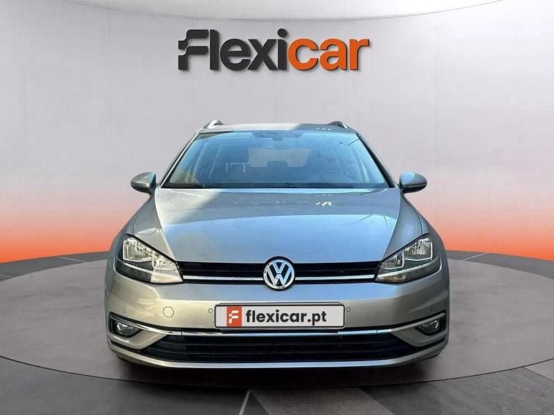 Cinza Usado 2020 VW Golf VII Sedan | € 16.490 (Preço justo) - Imagem 1/4
