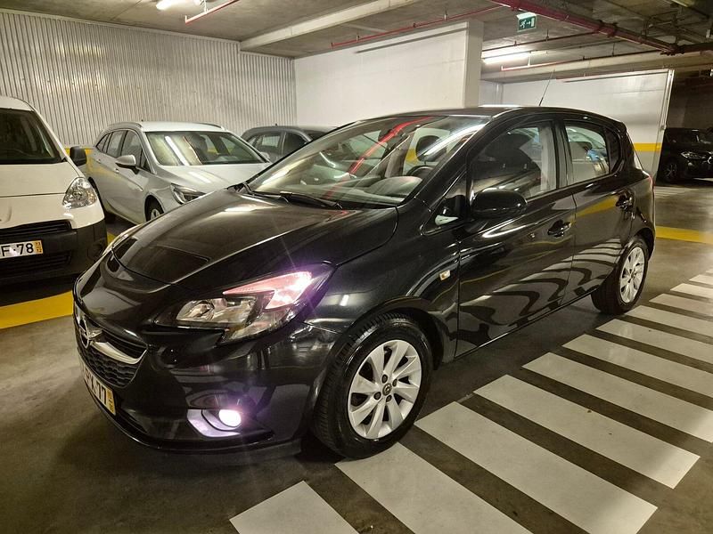 Preto Usado 2015 Opel Corsa Dynamic | € 8.880 (Preço justo) - Imagem 1/4