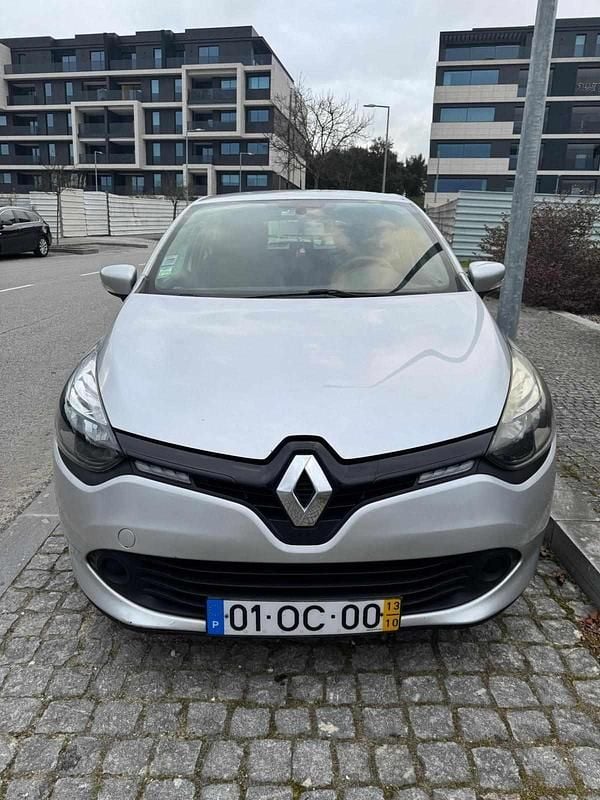 Usado Renault Clio IV 90 HP (66 kW) 2013 Cinzento Citadino
