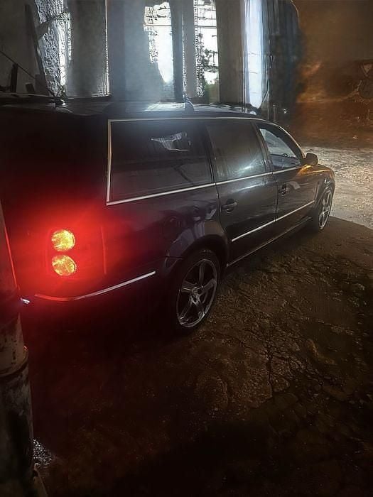 Usado 2001 VW Passat Carrinha | € 3.300 (Preço justo) - Imagem 1/4