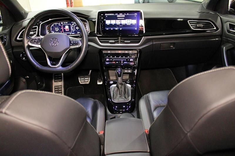 Usado VW T-Roc 150 HP (110 kW) 2024 Vermelho SUV