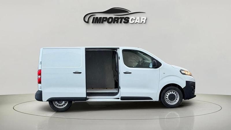 Usado Citroën Jumpy 120 HP (88 kW) 2022 Branco Monovolume
