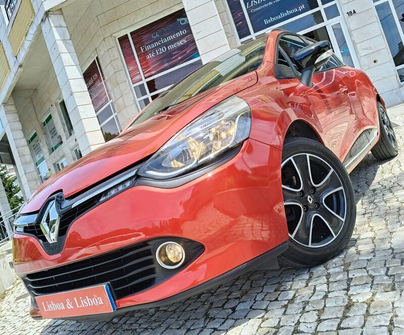 Outra Usado 2015 Renault Clio IV Carrinha | € 9.980 (Bom preço) - Imagem 1/4
