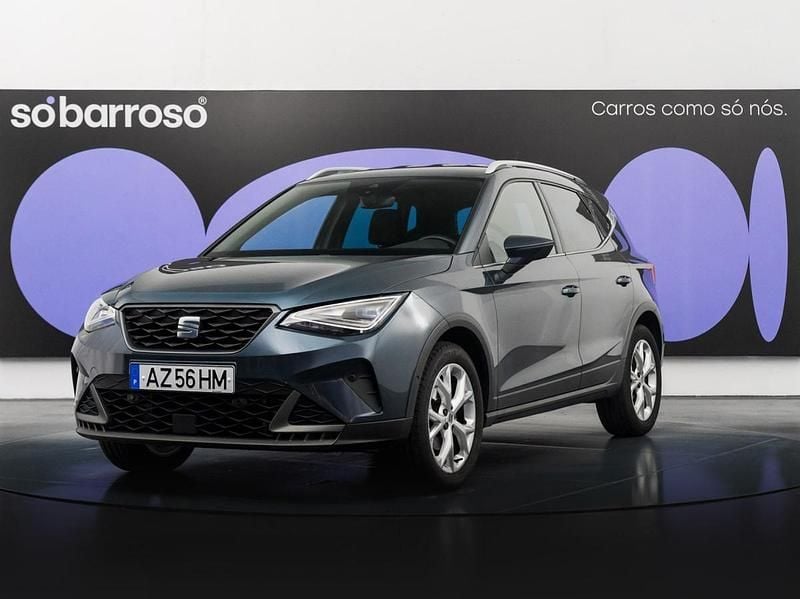Cinza Usado 2023 Seat Arona FR SUV | € 18.490 (Preço justo) - Imagem 1/4