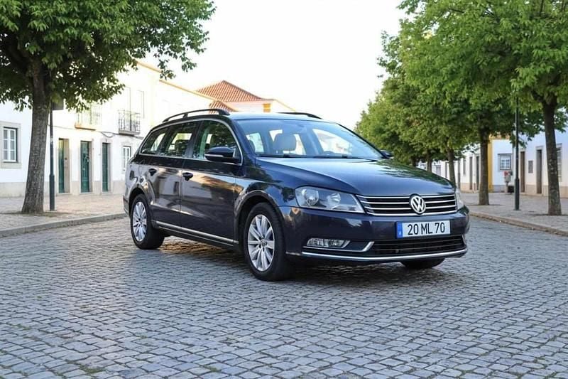 Usado VW Passat 105 HP (77 kW) 2011 Preto Carrinha