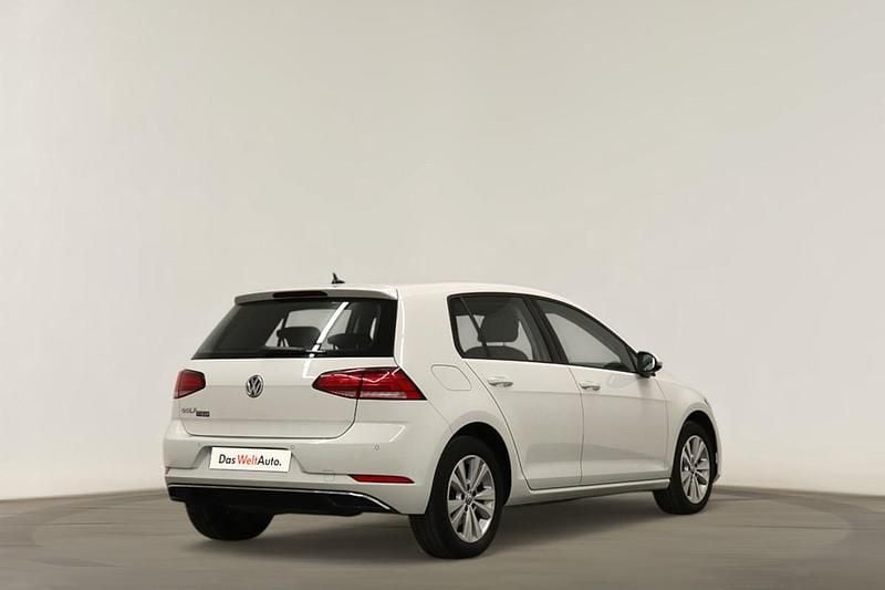 Usado VW Golf VII Trendline 115 HP (84 kW) 2019 Branco