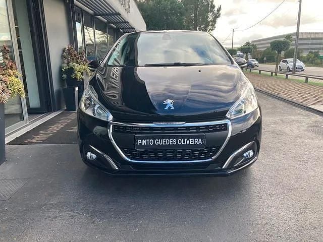 Usado Peugeot 208 102 HP (75 kW) 2019 Preto Citadino