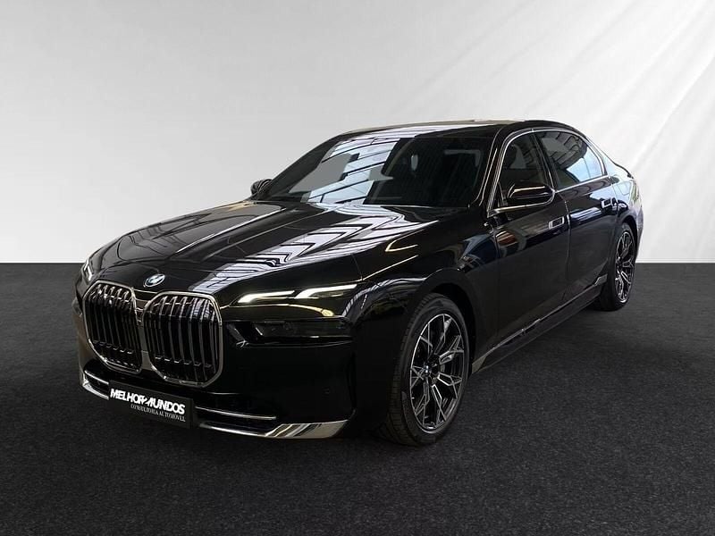 Preto Usado 2024 BMW 750e Sedan | € 105.900 - Imagem 1/4