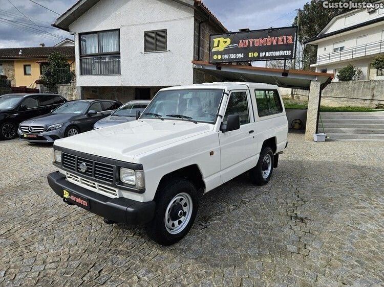 Branco Usado 1996 Nissan Patrol SUV | € 7.500 - Imagem 1/1