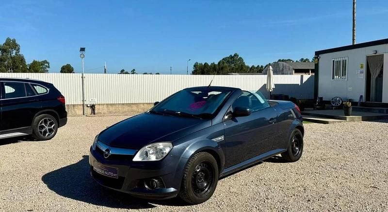 Azul Usado 2008 Opel Tigra Edition Cabrios | € 7.350 - Imagem 1/2