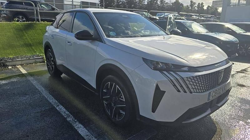 Branco Usado 2025 Peugeot 3008 | € 30.990 (Caro) - Imagem 1/1