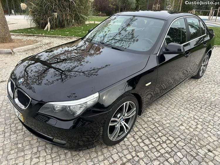 Preto Usado 2009 BMW 520 Executive Sedan | € 11.990 - Imagem 1/1